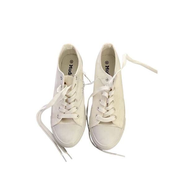 Mudd White Canvas Sneakers - Picture 1 of 6